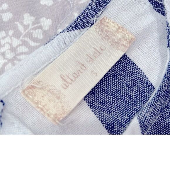 🔥3 for $15 Alter’d State Small Stripe Peplum Bell Sleeve Top - Picture 7 of 8